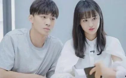 娱乐圈吃瓜盘点,揭秘明星背后的故事与真相 第2张 娱乐圈吃瓜盘点,揭秘明星背后的故事与真相 第2张